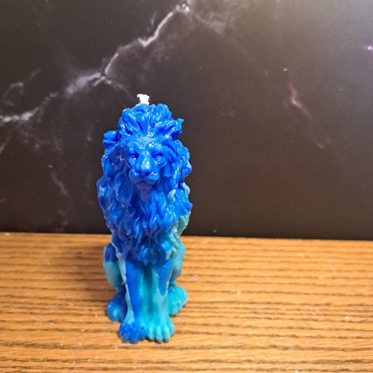 2 Tone blue sitting lion scented candle9
