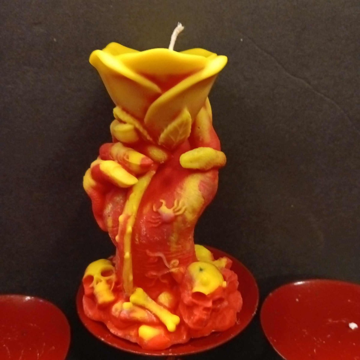 RED N YELLOW rose in hand scented candle17