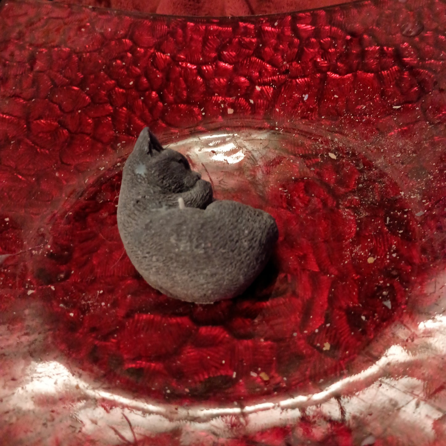 Black laying kitty candle