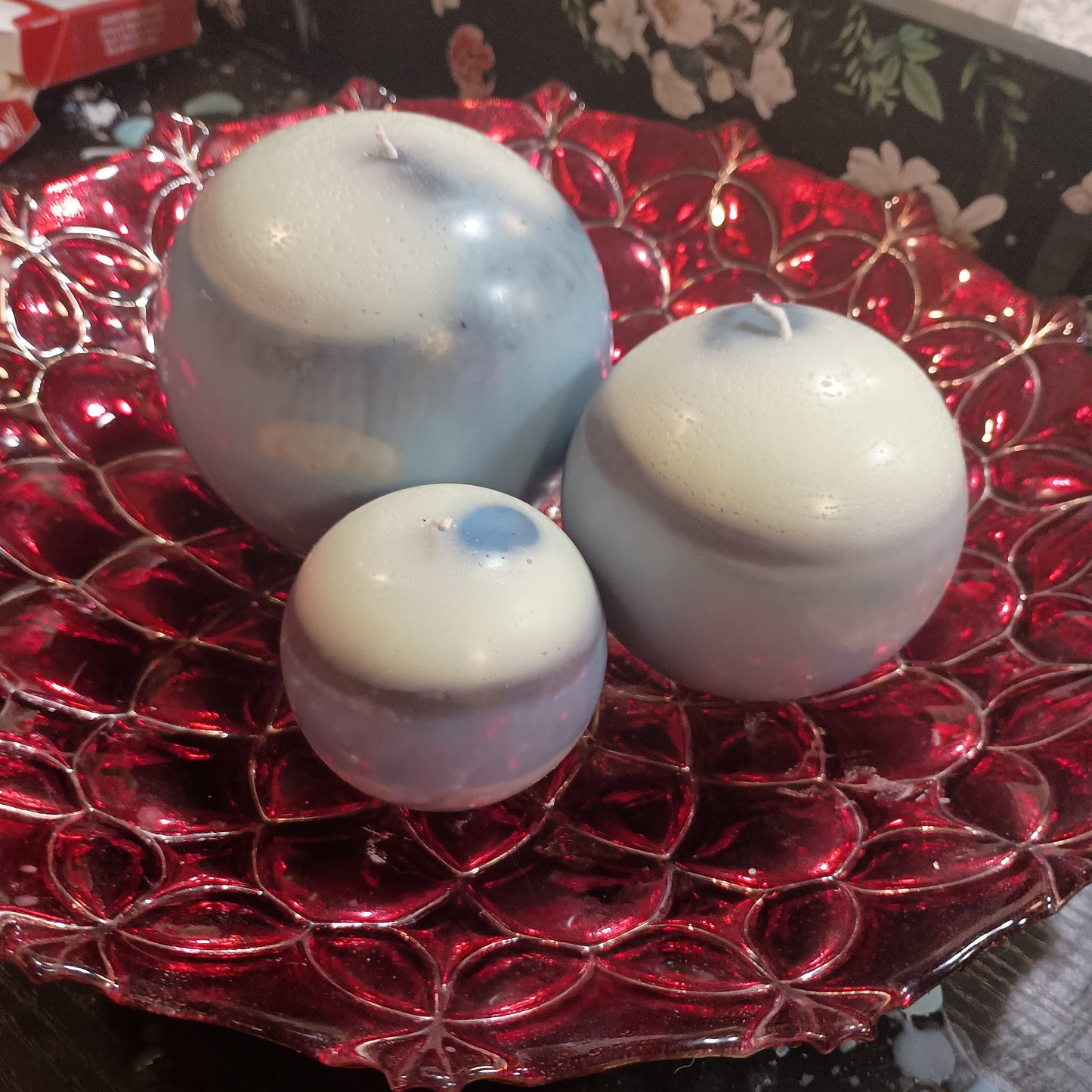 Group of 3 orb candles