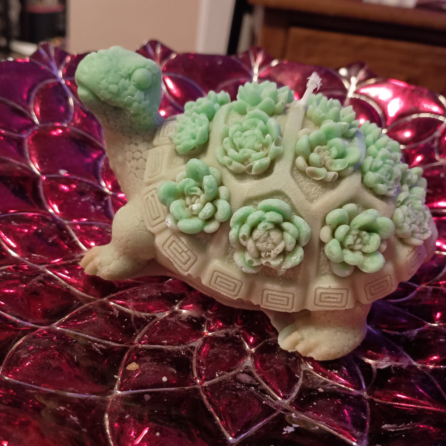 Green large turtle candle