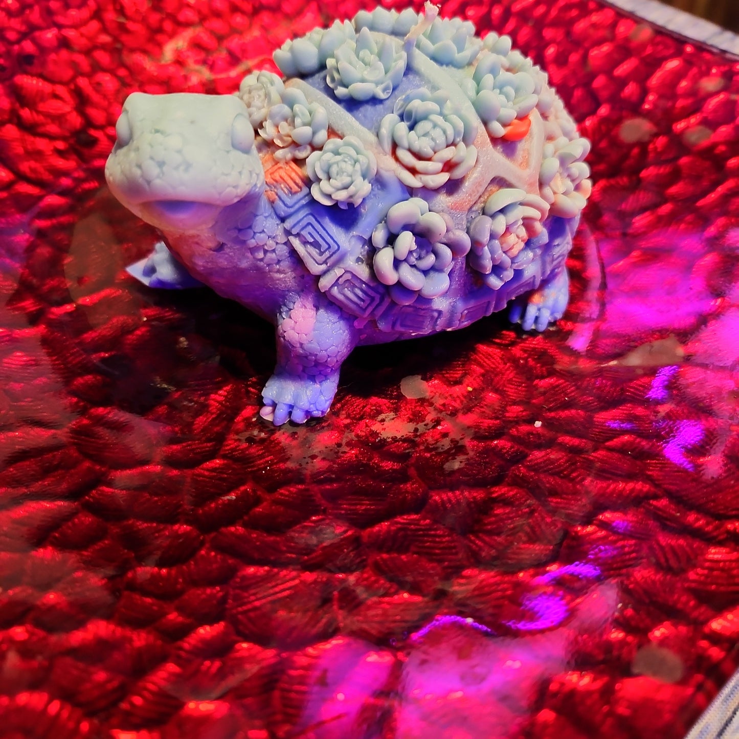 Blue and red large flower turtle candle