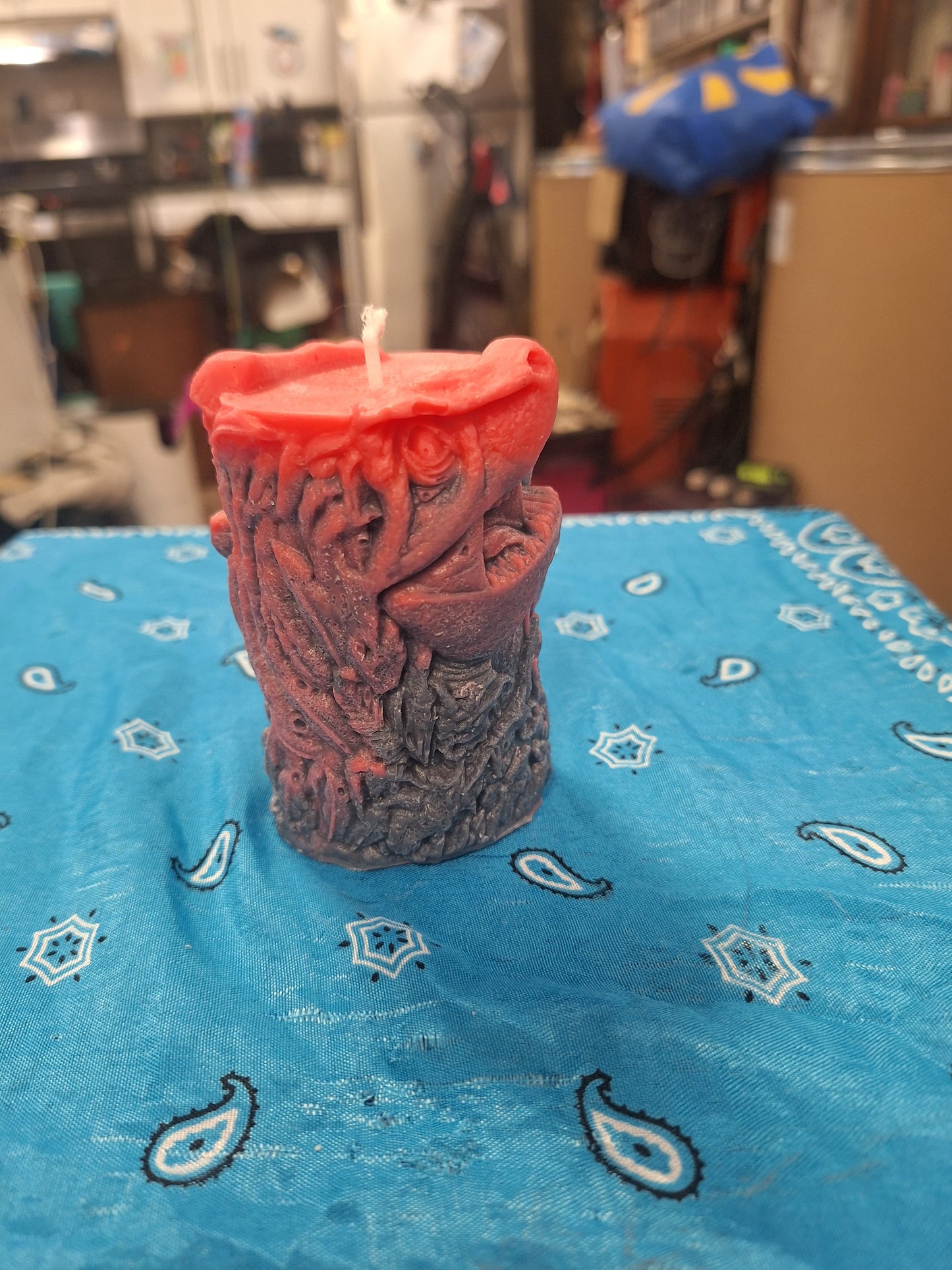 T rex dinosaur piller candle
