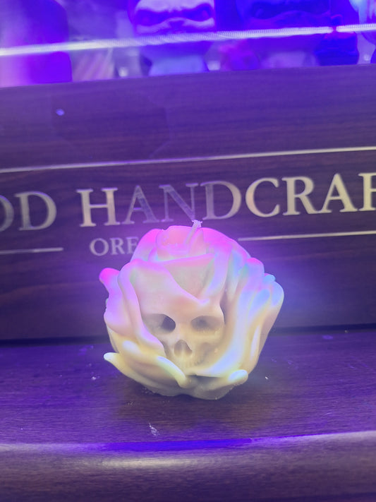 Blacklight rose skull multiscented candle