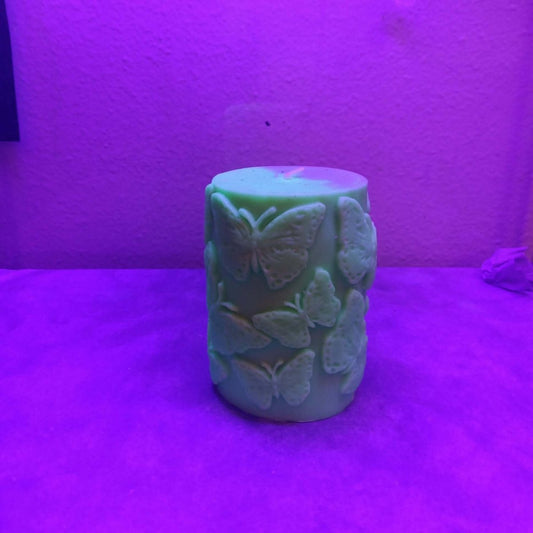 BLACKLIGHT BRIGHT GREEN scented butterfly piller candle20