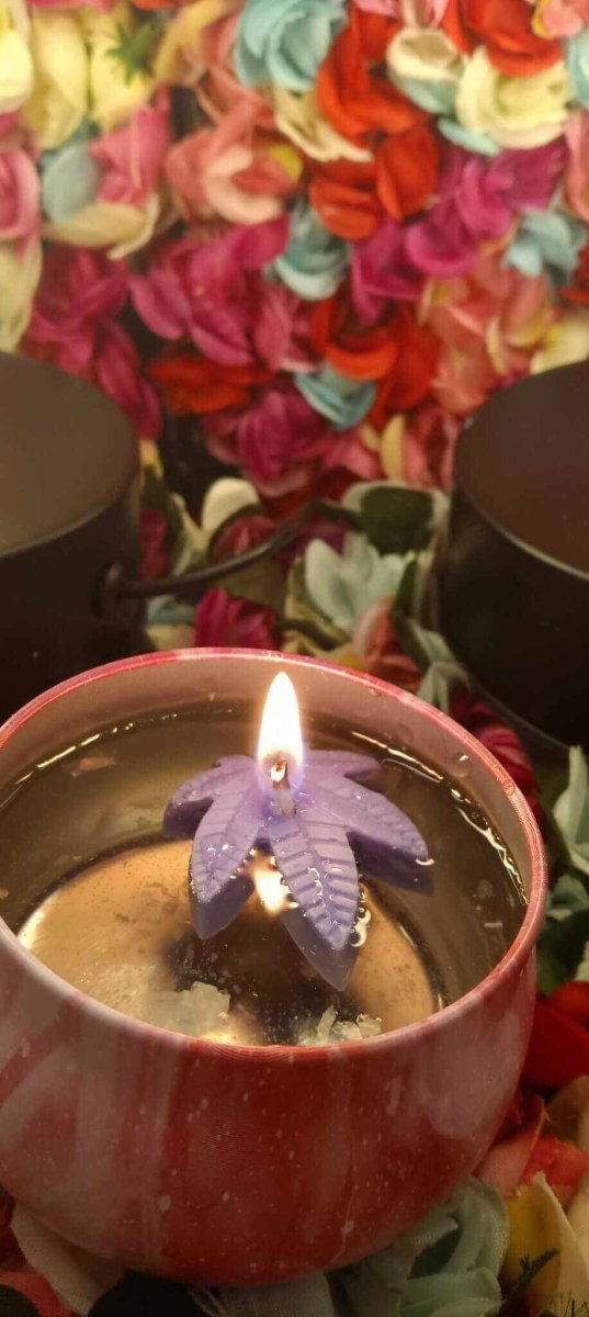 Floating pot leaf candles1