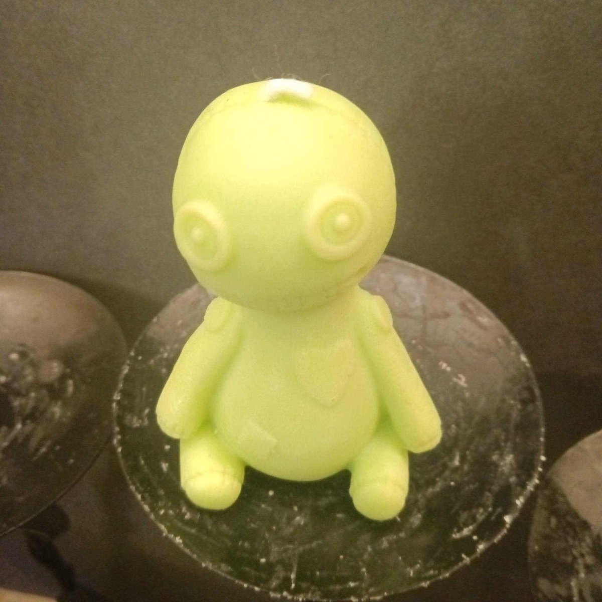 LIME GREEN voo doo doll candle9