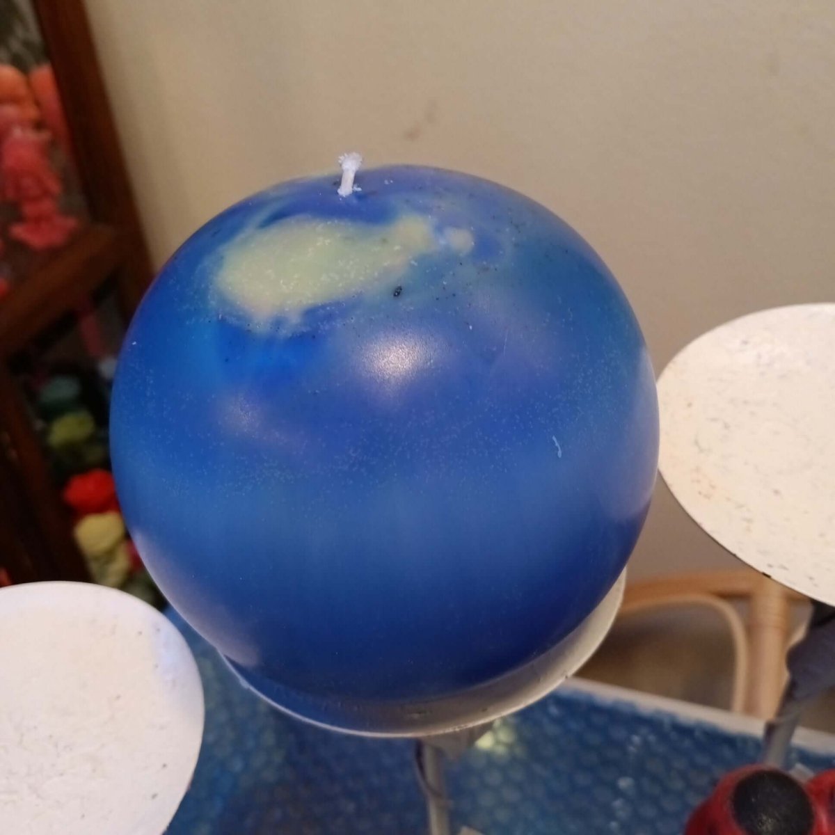 LIMITED EDITION ORB scented candle30