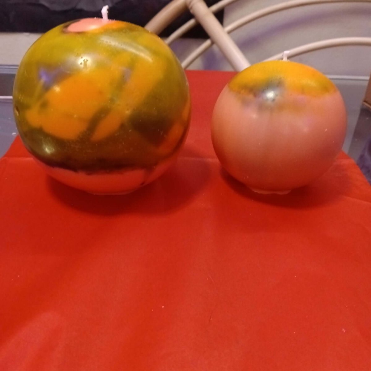 LIMITED EDITION pair of scented orb candles35