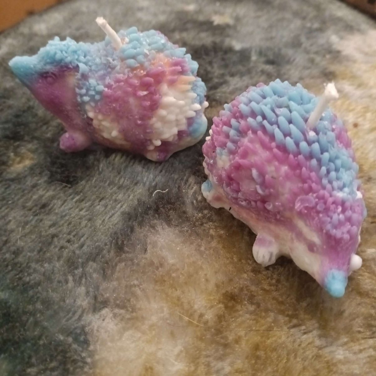 Limited edition pair of two hedgehog candles6