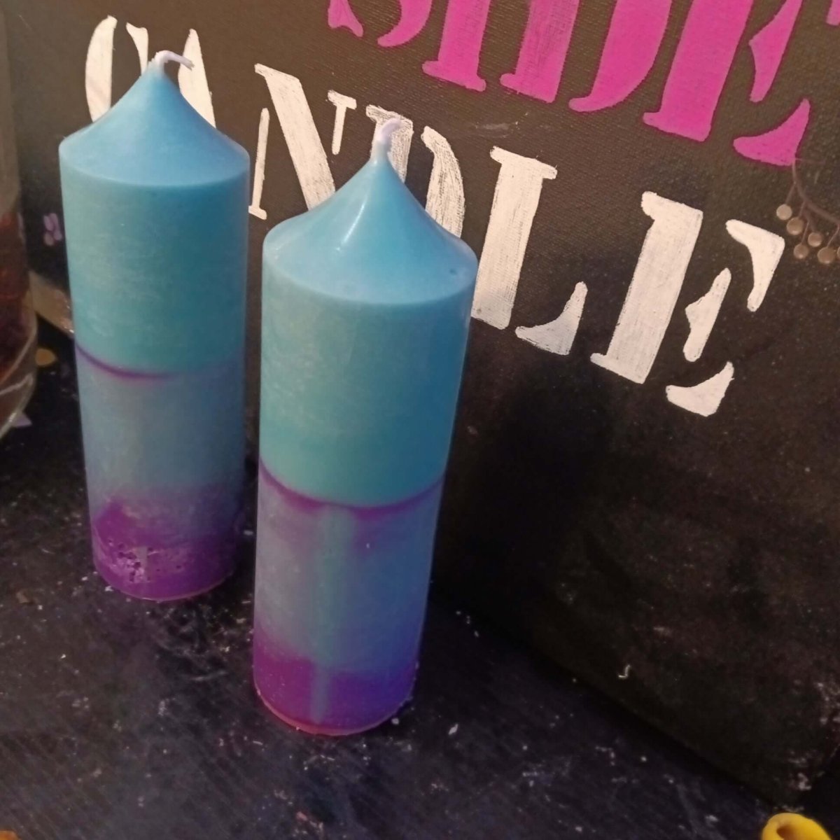 PAIR OF AGUAMARAINE AND PURPLE  LARGE scented piller candles20