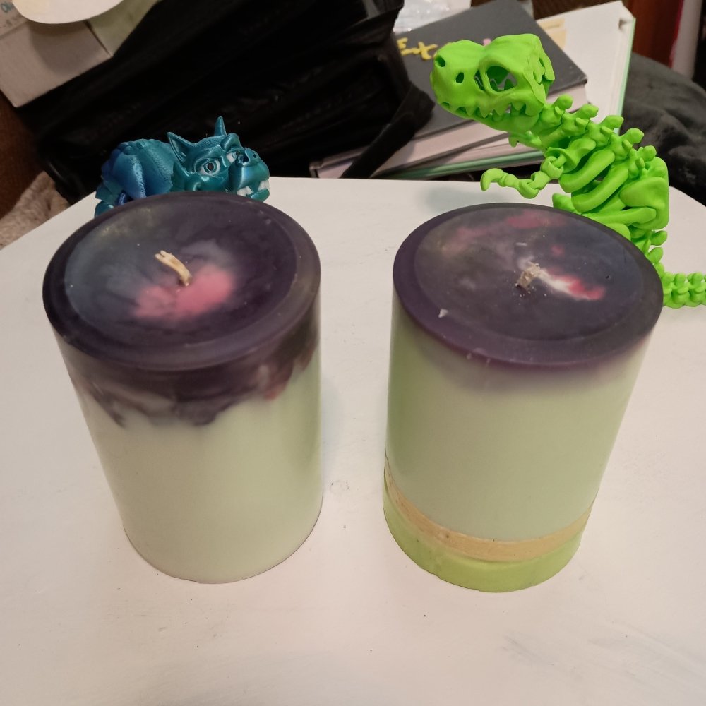 Pair of Extra large scented piller candles40