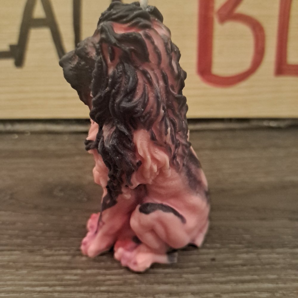 Pink n black sitting lion scented candle9