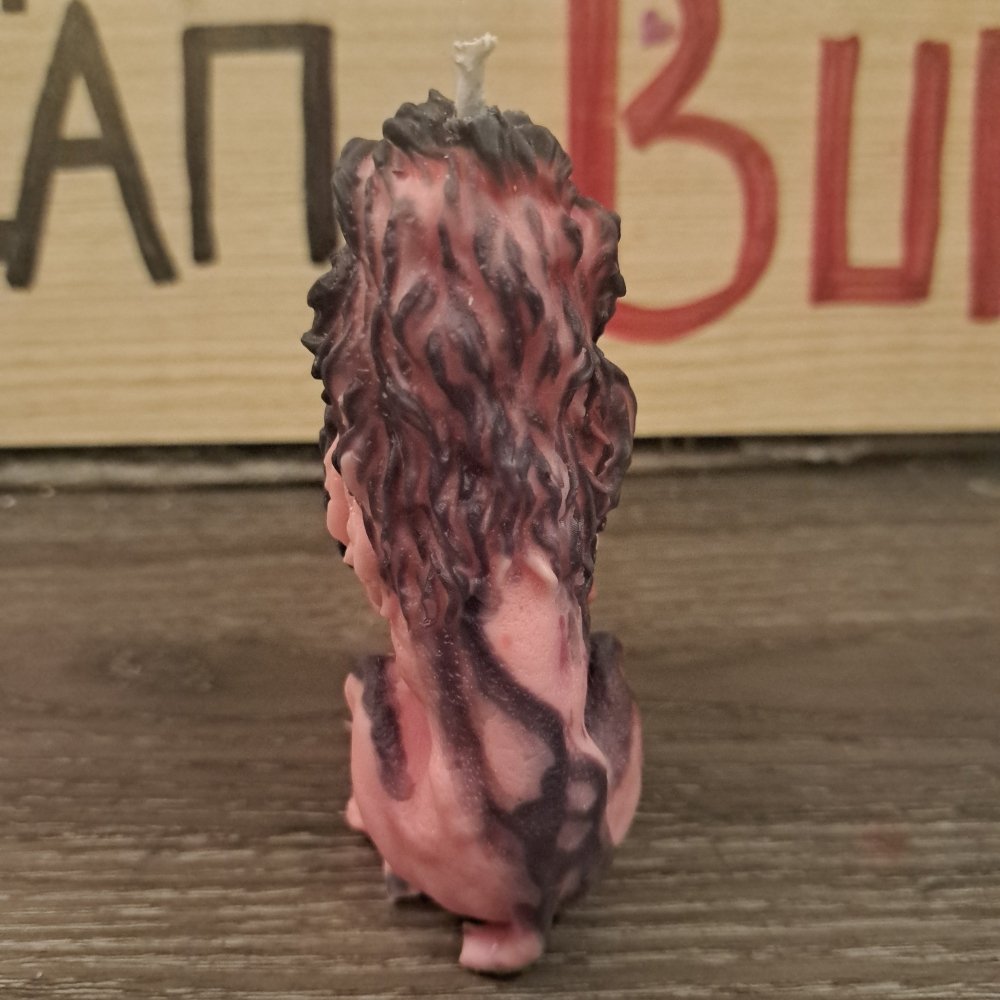 Pink n black sitting lion scented candle9