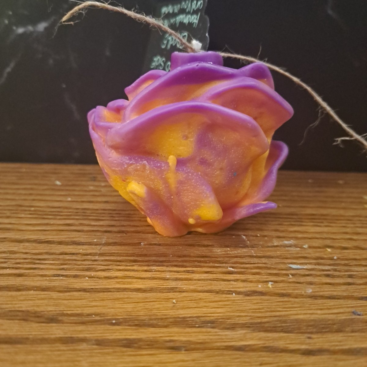 Purple and yellow rose skull scented candle7