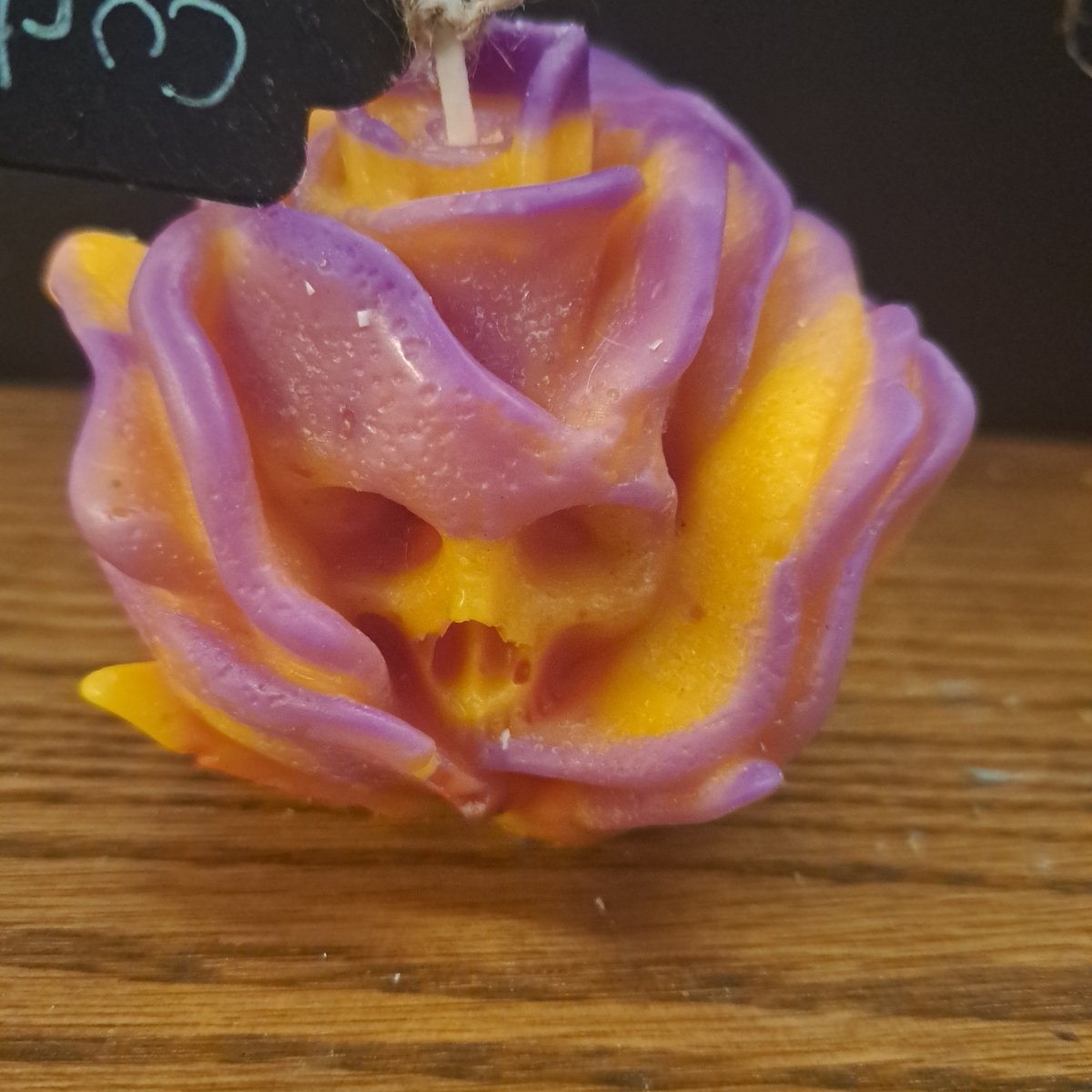 Purple and yellow rose skull scented candle7