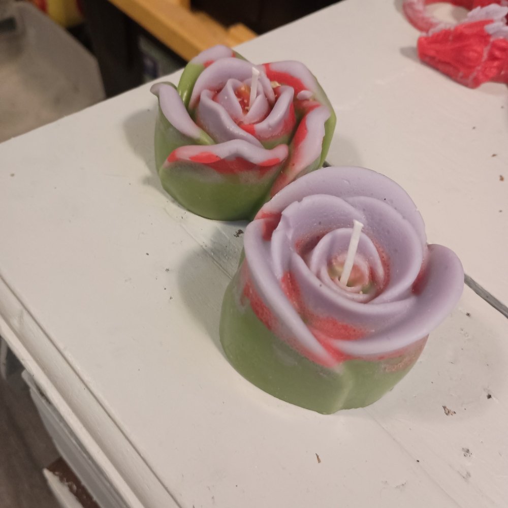 Purple red and green scented flower candles6