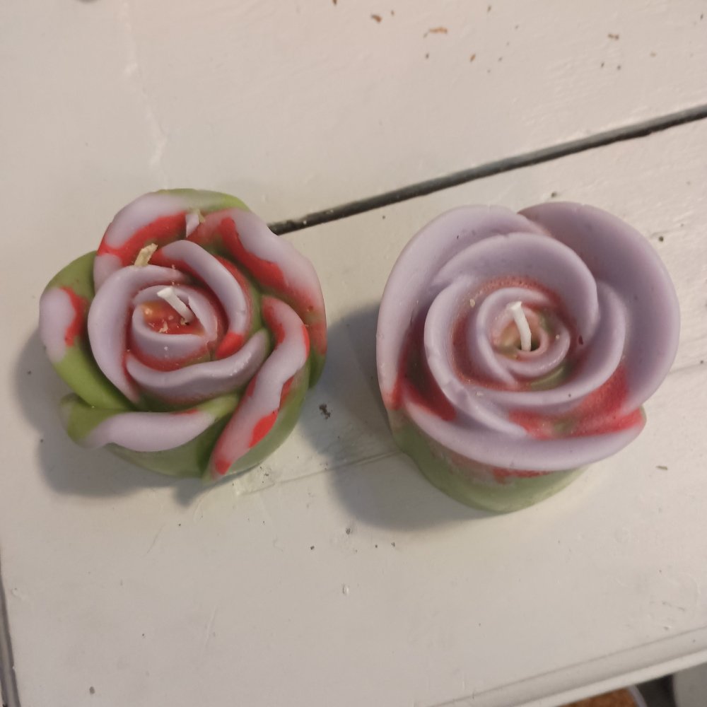 Purple red and green scented flower candles6