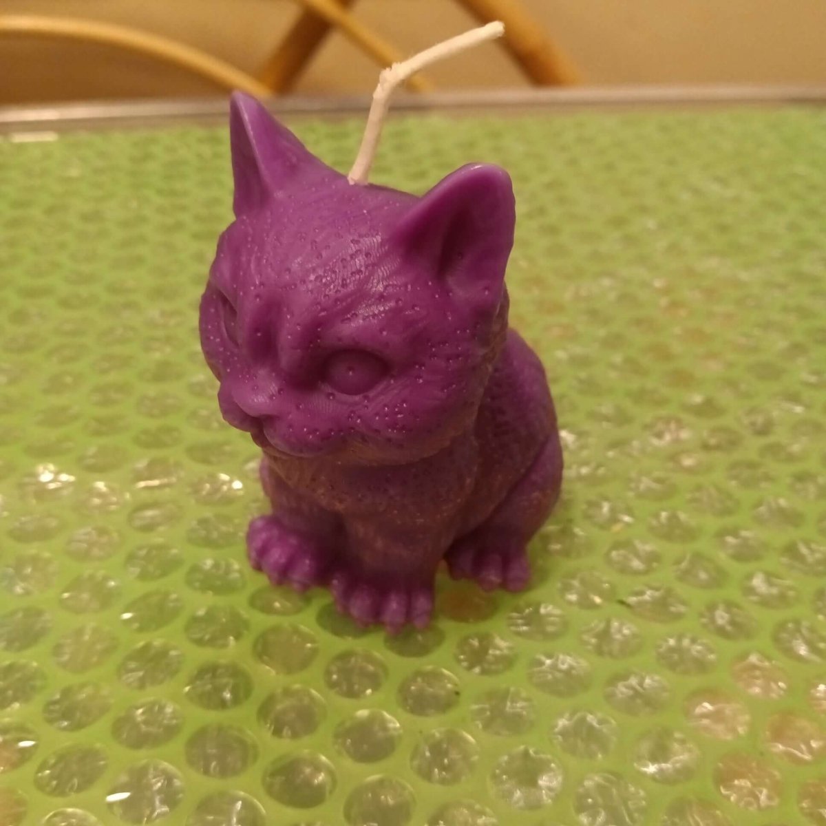 PURPLE sitting kitty scented candle8