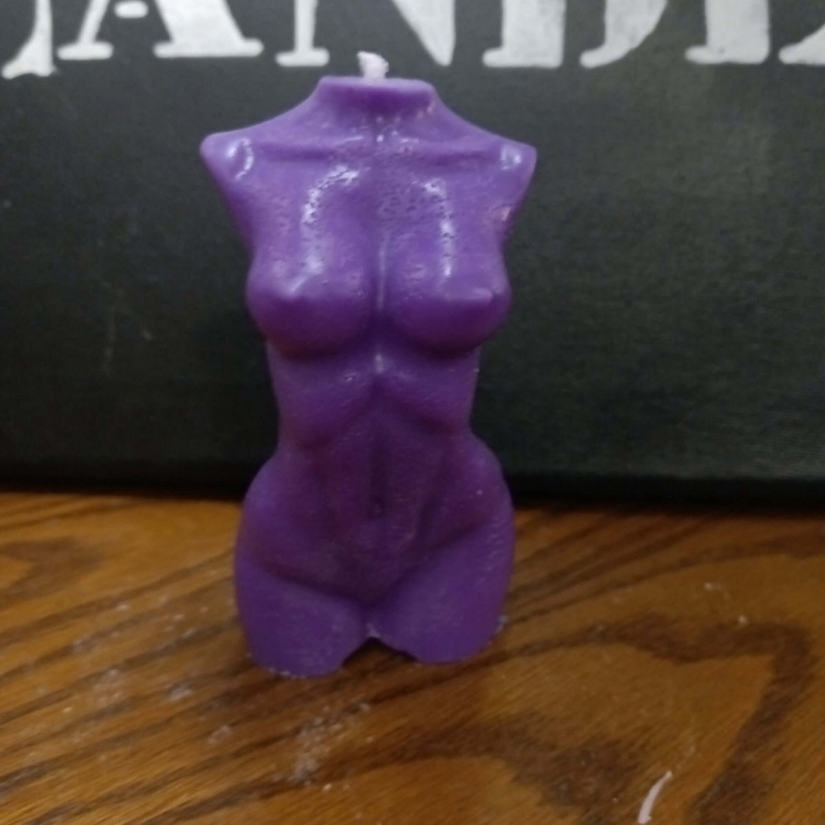 sculpture of woman  purple scented candle10