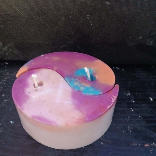 TYE DYE 2 peice yin and yang scented candles8