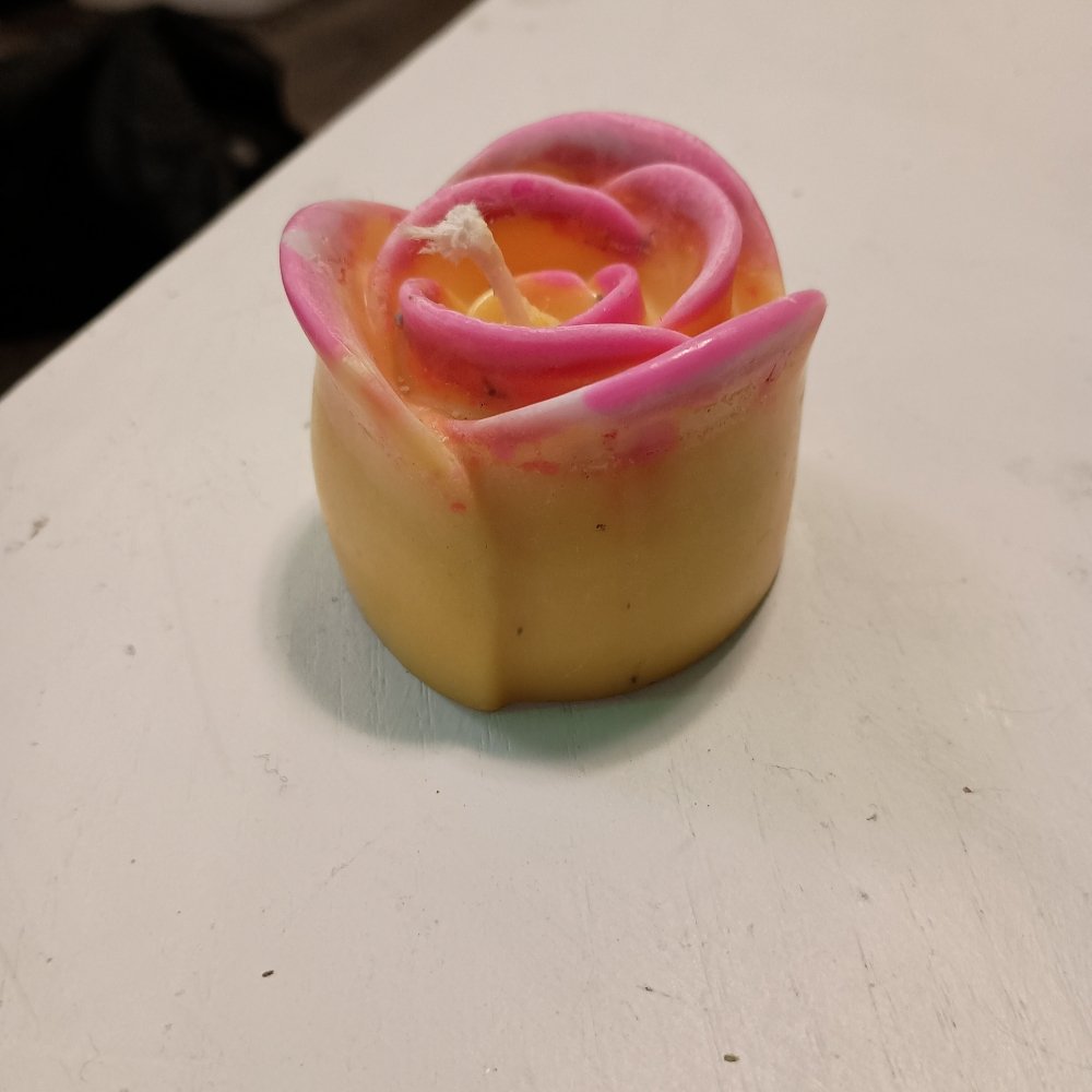 Yellow and pink flower scented candle6